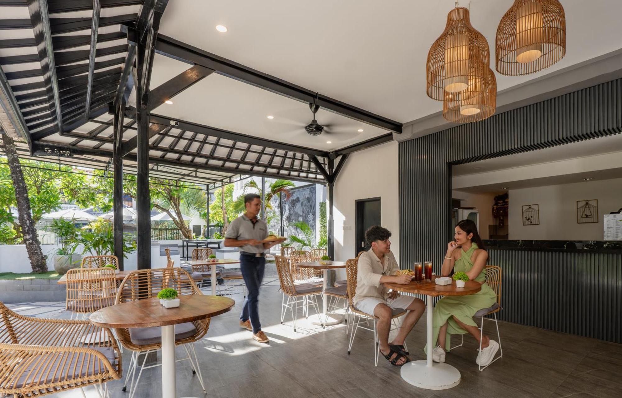 Casa Wina Kuta Hotel Kuta Lombok Kültér fotó