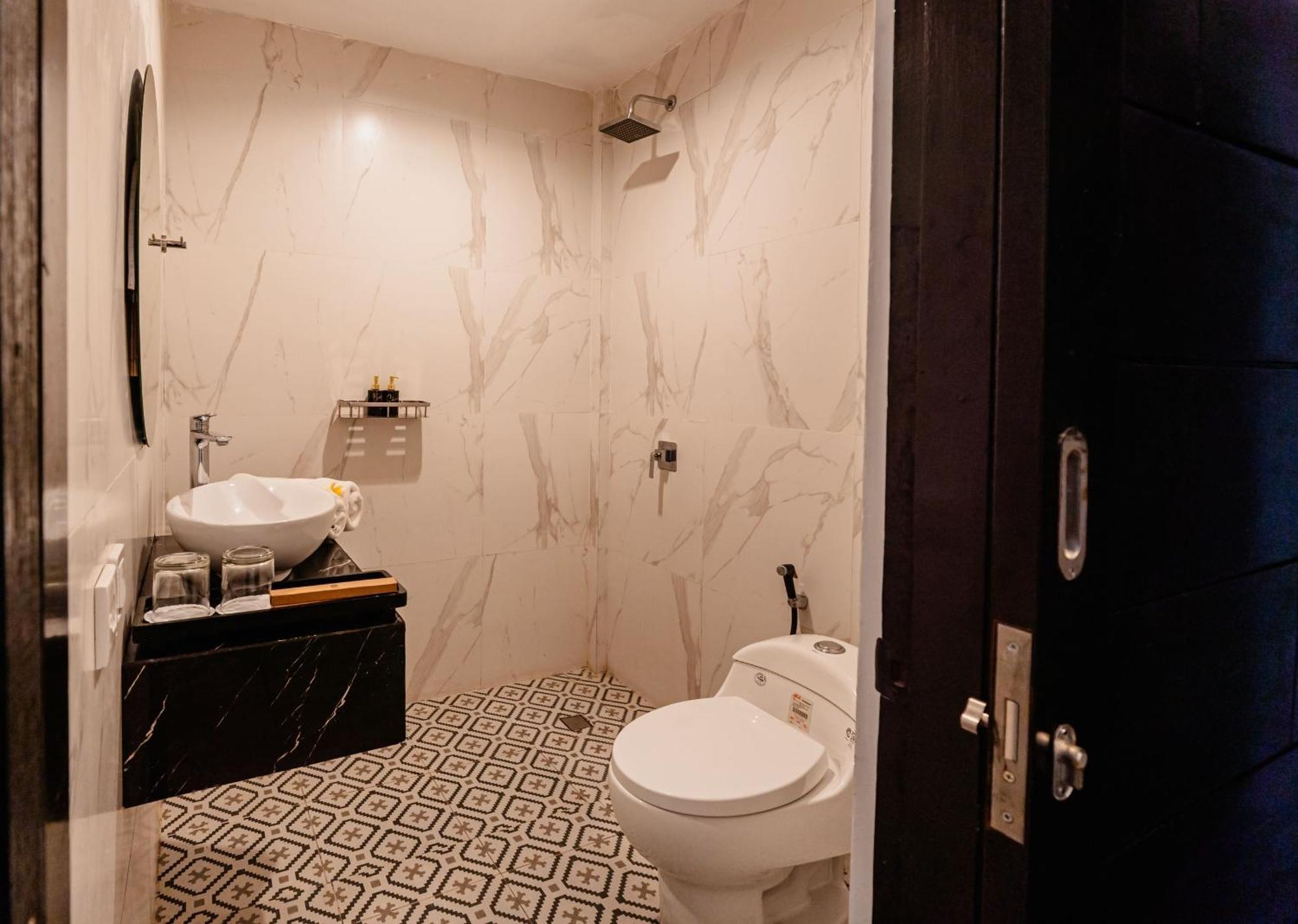 Casa Wina Kuta Hotel Kuta Lombok Kültér fotó